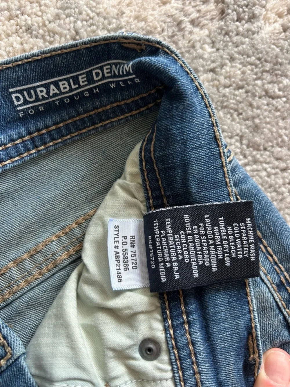 Buckle bke men’s 27x32 Aiden jeans